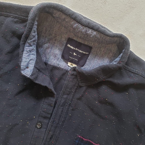 🍄 3 for $35 🍄 Mens Button Down - Picture 3 of 3